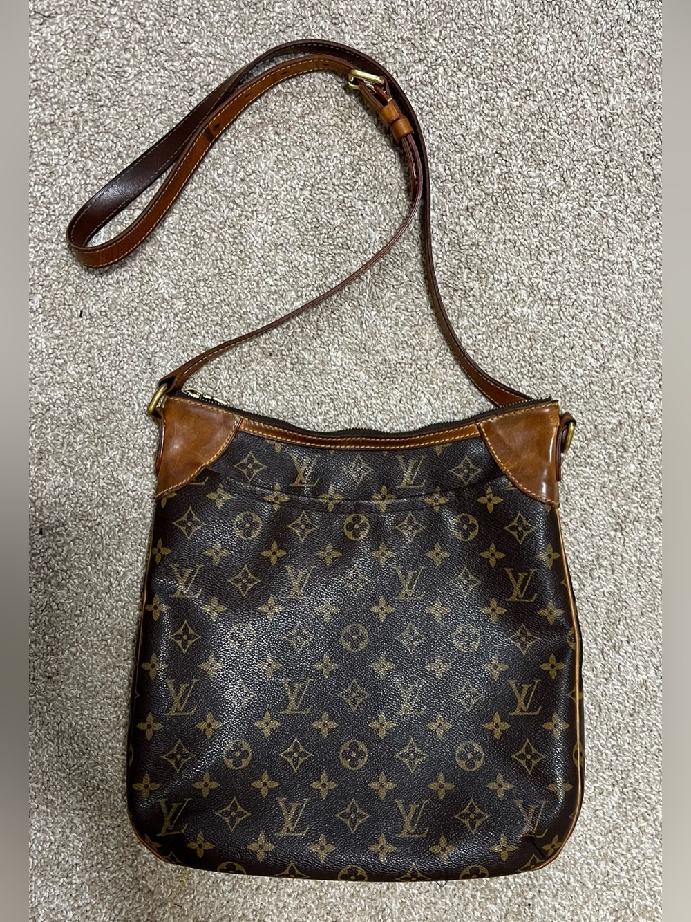 Louis Vuitton Odeon MM Messenger Shoulder Crossbody Bag